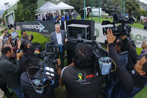 IMAGO7 El exárbitro explica cómo funciona el VAR