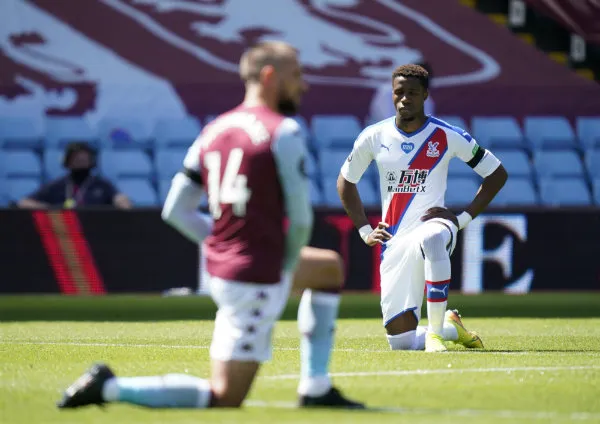 EFE Zaha en el Crystal Palace vs Aston Villa