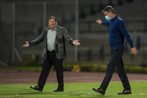 MEXSPORT Miguel Herrera discute con Míchel González