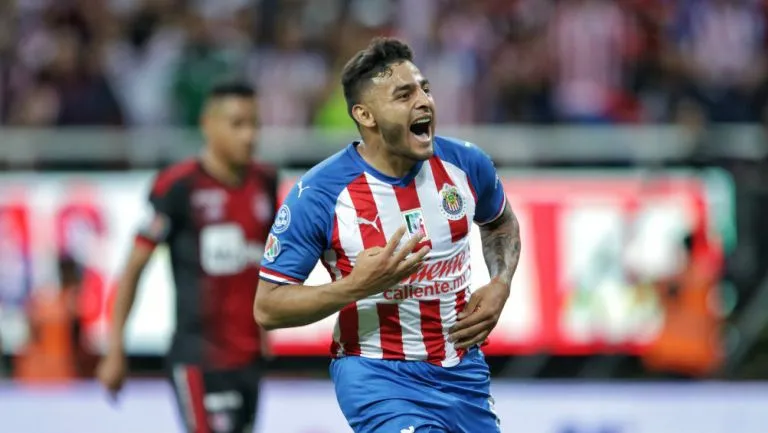 IMAGO7 Vega festeja una diana con el Rebaño