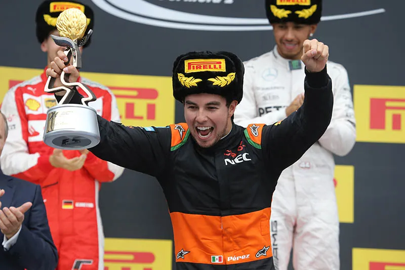 MEXSPORT Checo Pérez celebra su tercera puesto en el GP de Rusia