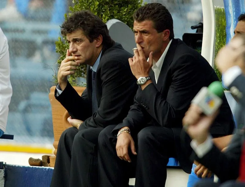 MEXSPORT Isaac Mizrahi observa un duelo de La Máquina con Omar Romano