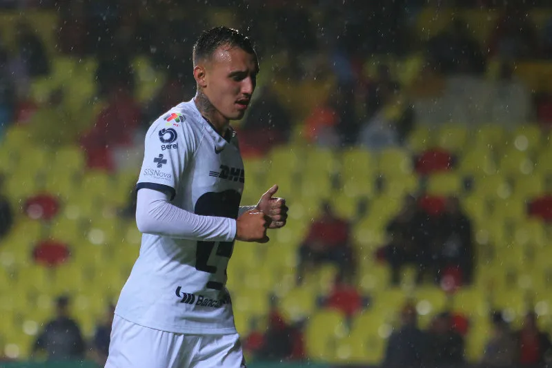 IMAGO7 Figueroa previo a un partido