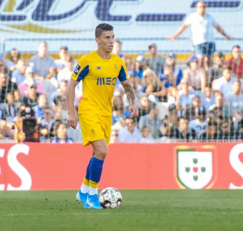 INSTAGRAM @MATHEUS_URIBE El colombiano salió entre lágrimas tras lesionarse