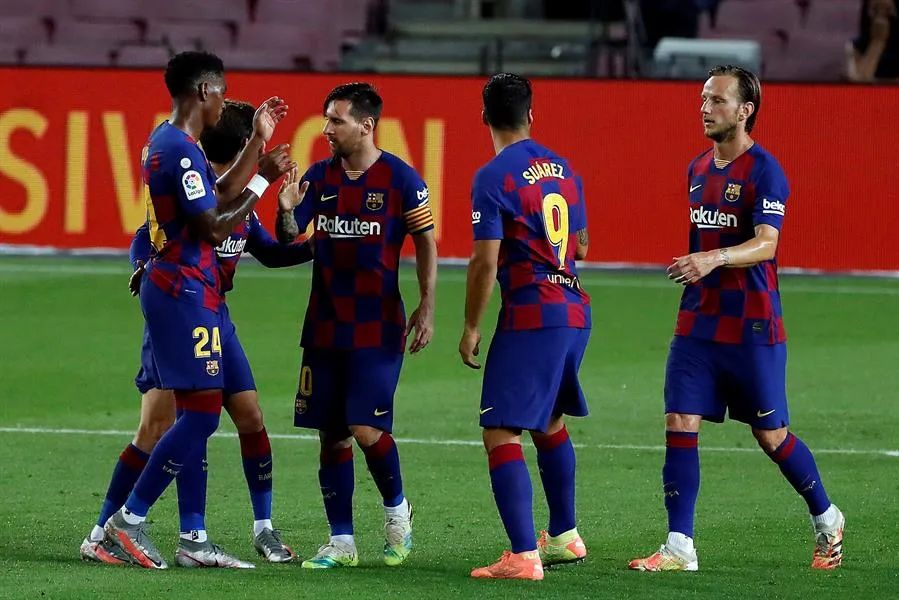 EFE Jugadores culés celebran un gol