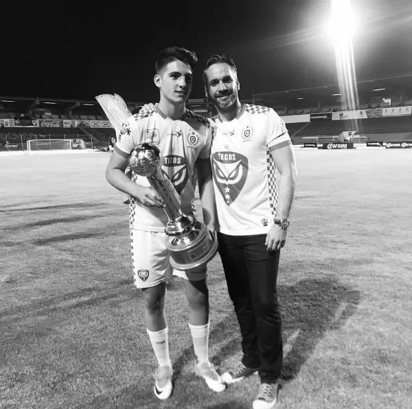 Juan Pablo y Juan Carlos Leaño en Tecos hace algunos años