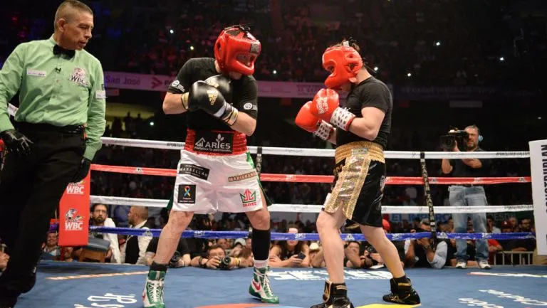 CARLOS SOTO JC Chávez y Travieso Arce durante una batalla