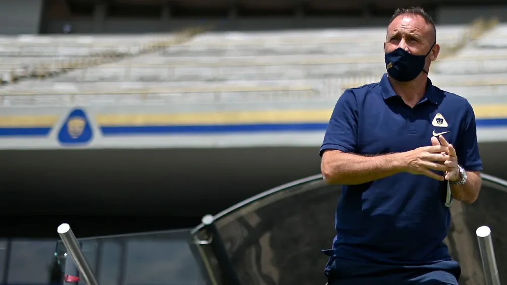 Lillini llegando al Olímpico Universitario