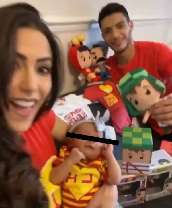 Los regaloes que recibió Arya de Chespirito