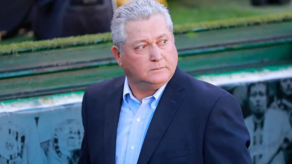 Vucetich se molesta durante un partido