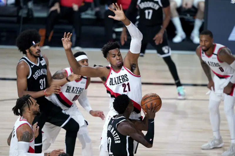 AP Portland vs Brooklyn en partido