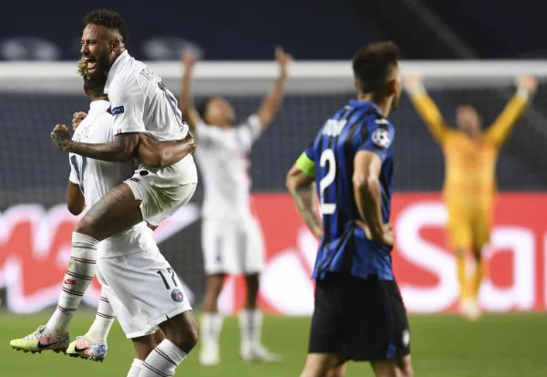 AP Neymar en celebración con el PSG
