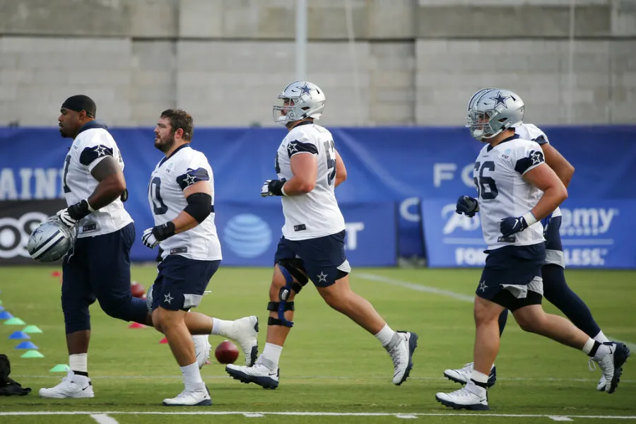 Jugadores de la línea defensiva de Dallas