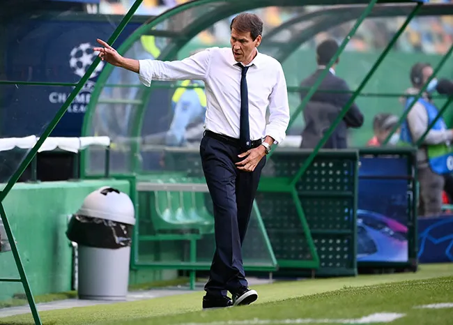 AP García, durante un juego del Olympique de Lyon