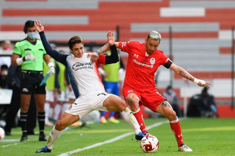Sambu en el juego ante Guadalajara