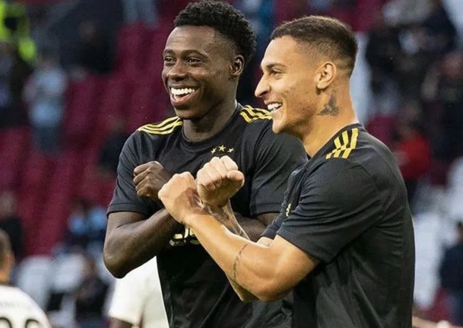 Kudus Mohammed celebrando su gol