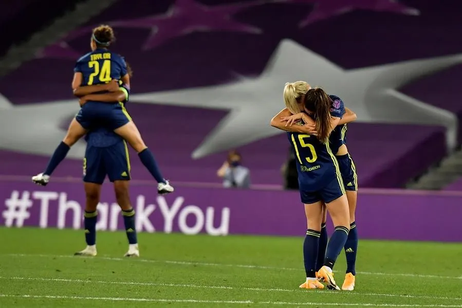 EFE Las francesas celebrando la victoria