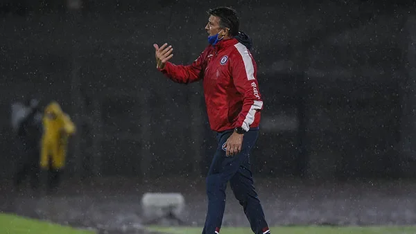 Robert Dante Siboldi en partido con Cruz Azul