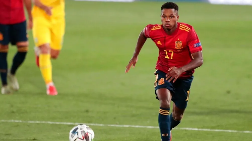 EFE Ansu Fati durante un partido con España