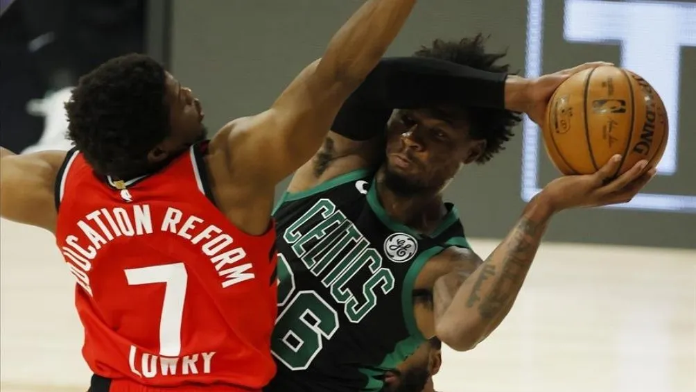 EFE Raptors y Celtics enfrentándose en la burbuja de Orlando