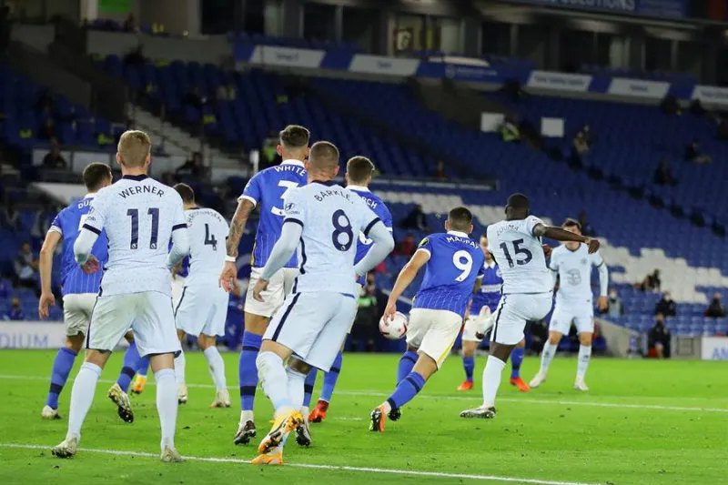 EFE Chelsea vs Brighton en partido