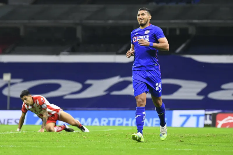 Juan Escobar en partido