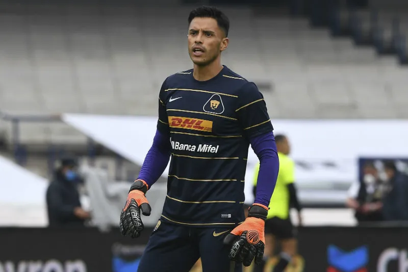 IMAGO7 Talavera en partido con Pumas