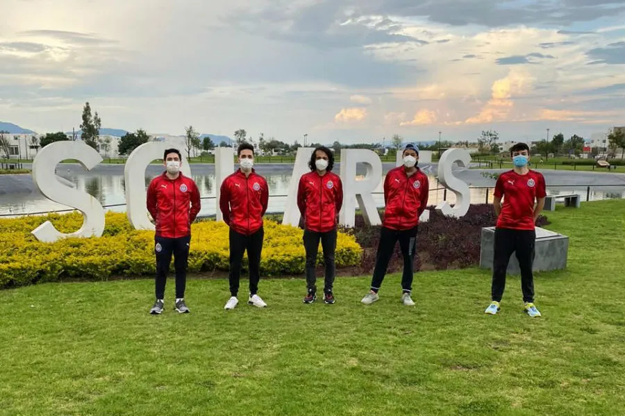 TWITTER @esportsChivas Representantes rojiblancos para Clash Royale