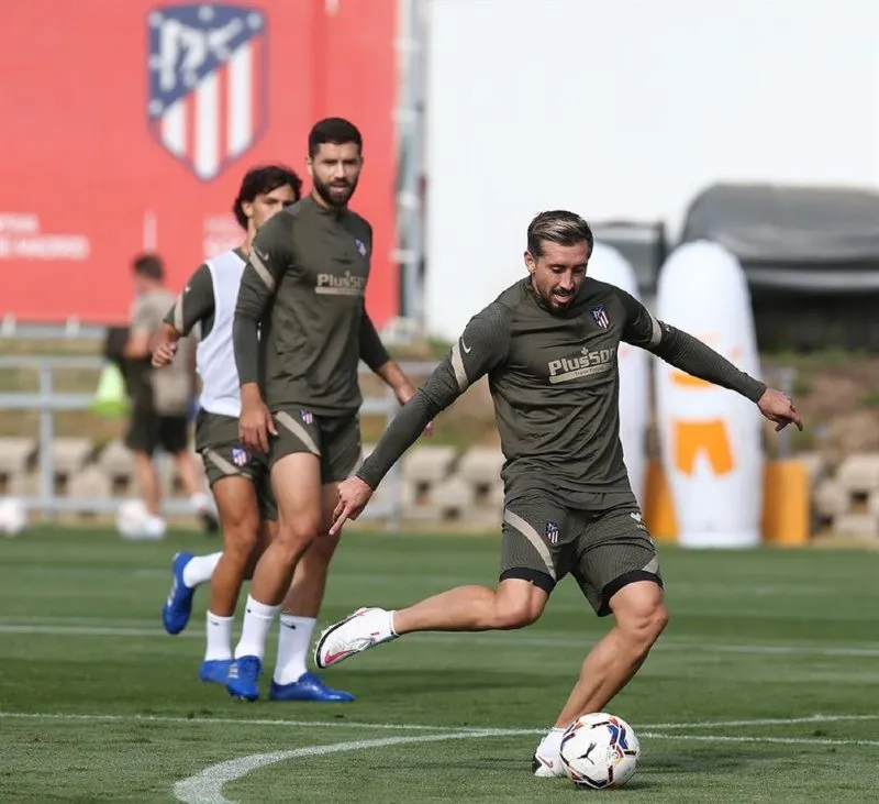 Herrera en el entrenamiento colchonero
