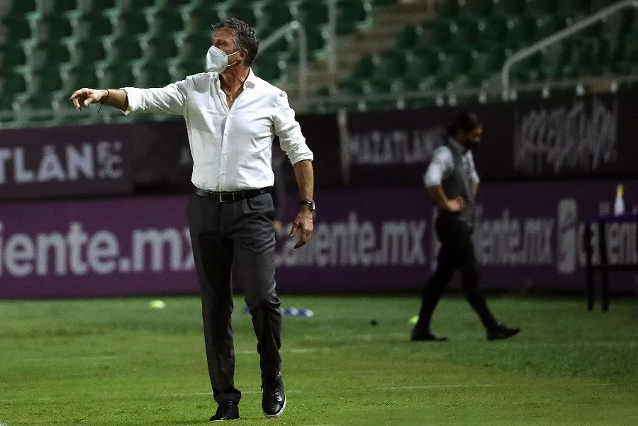 IMAGO7 Siboldi durante un partido con Cruz Azul