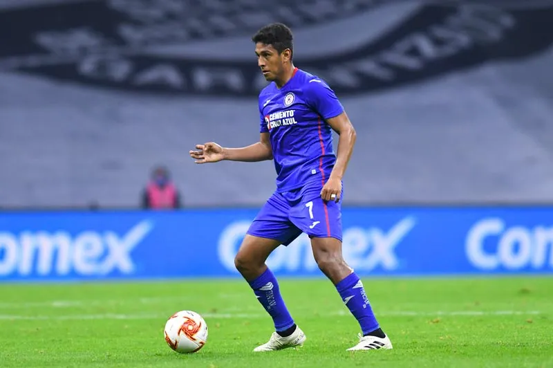 El jugador cementero durante un partido