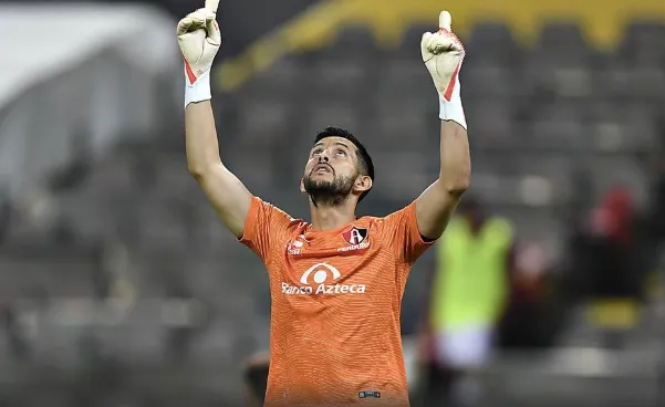 IMAGO7 Vargas tras ganar un juego con Atlas