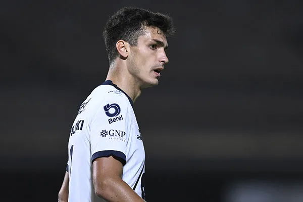 IMAGO7 Juan Ignacio Dinenno en partido con Pumas