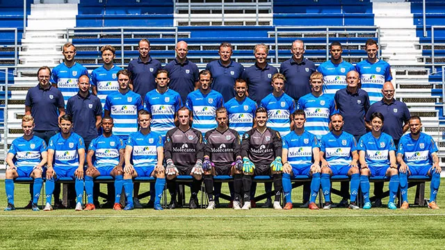 ESPECIAL PEC Zwolle en foto oficial