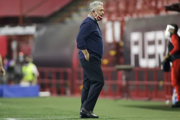 Víctor Manuel Vucetich, técnico de Chivas
