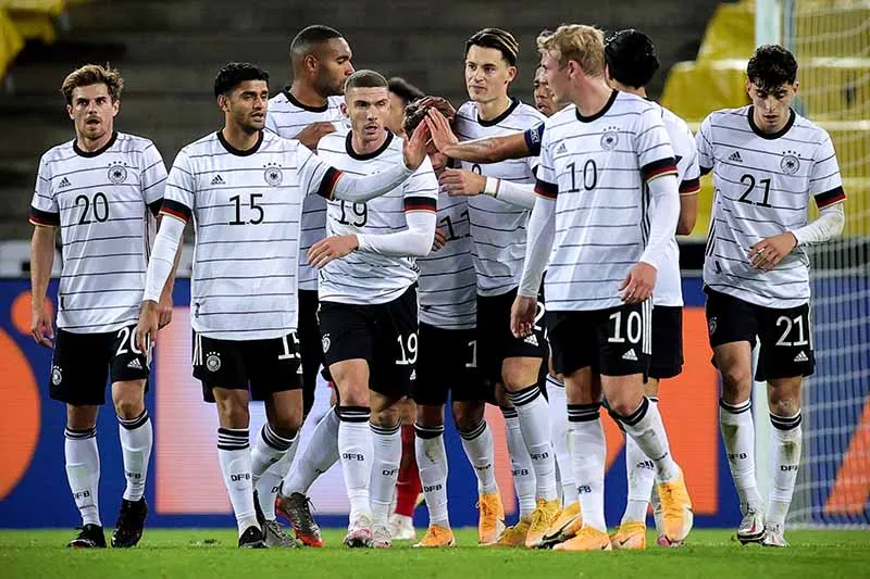 EFE Jugadores de Alemania tras un gol ante Turquía
