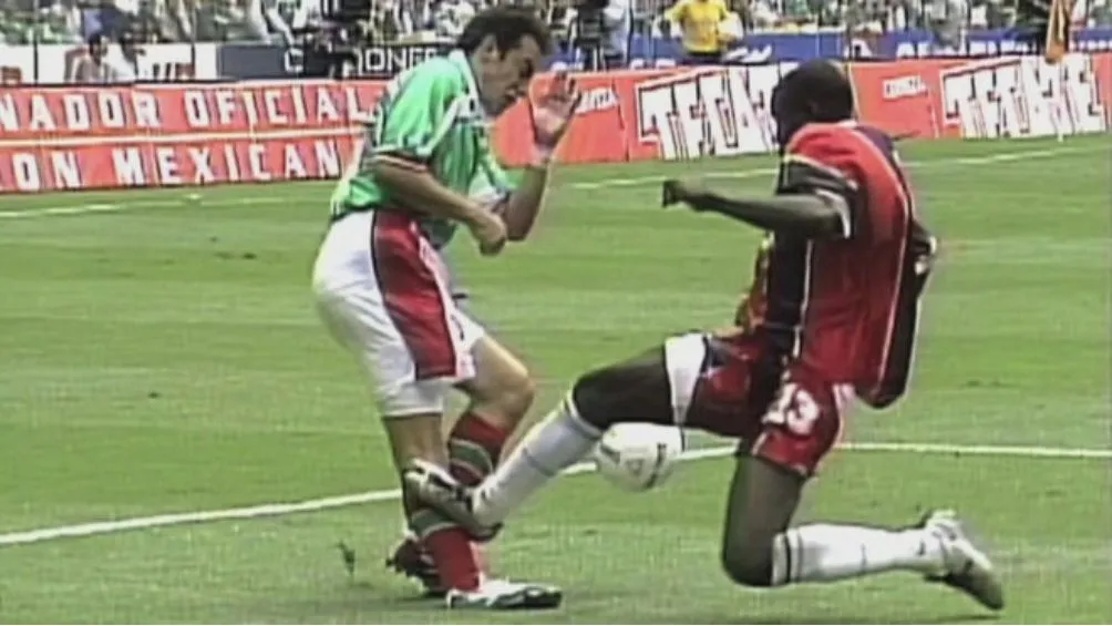 Lesión que dejó fuera a Cuauhtémoc Blanco durante ocho meses