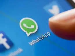 WhatsApp instalado en un celular