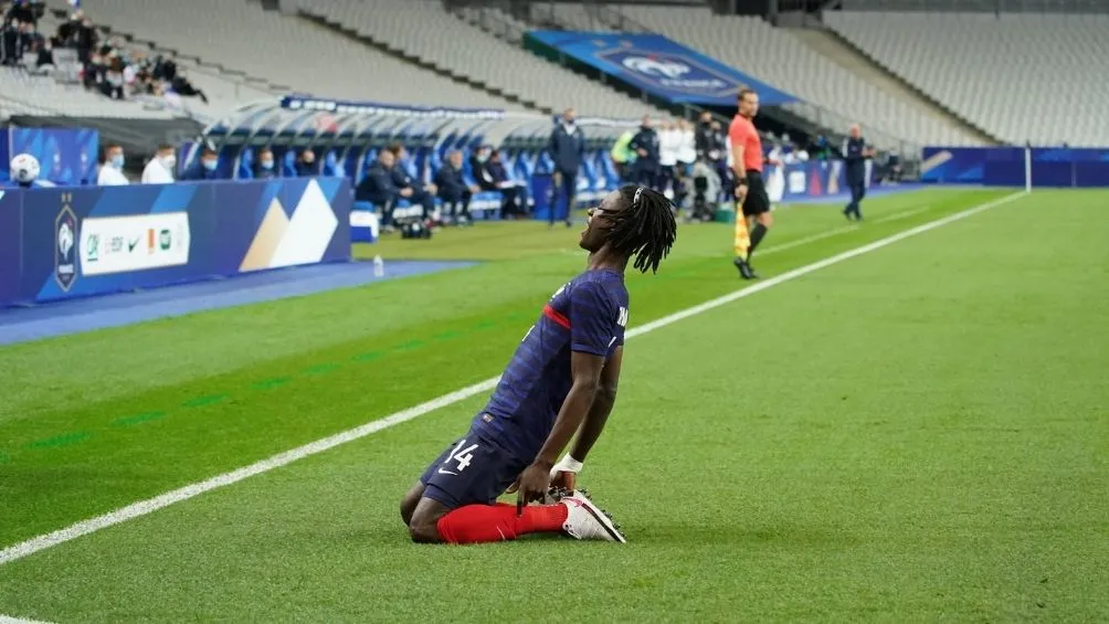 Eduardo Camavinga marcó ante Ucrania