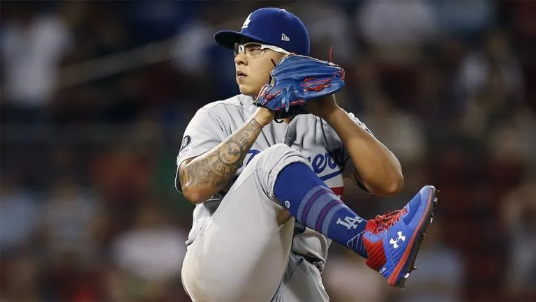 AP Julio Urías en un partido con los Dodgers
