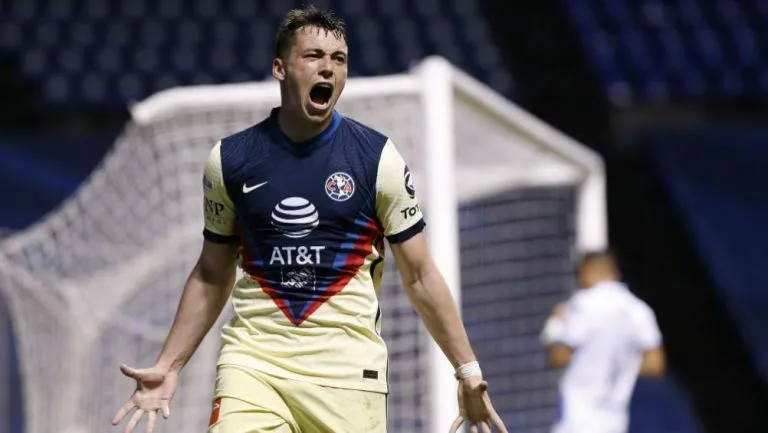 Federico Viñas en celebración con América