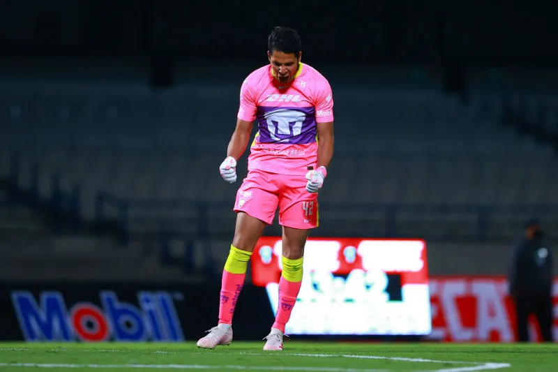 Julio González en festejo