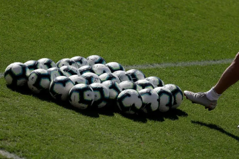 Cancha antes de un partido