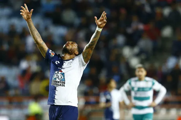 Colin Kazim-Richards como jugador del Pachuca