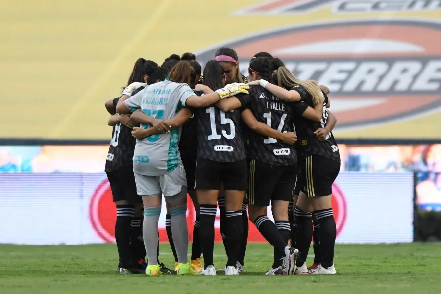 Tigres Femenil previo a un partido