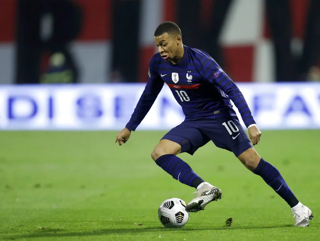 AP Kylian Mbappé en el partido de Francia y Croacia de la Nations League