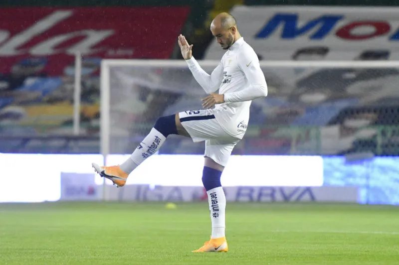 Carlos González en entrenamiento