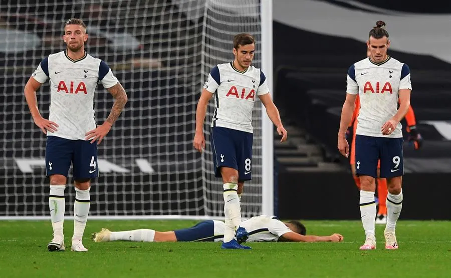 EFE Jugadores de los Spurs luego del empate del West Ham