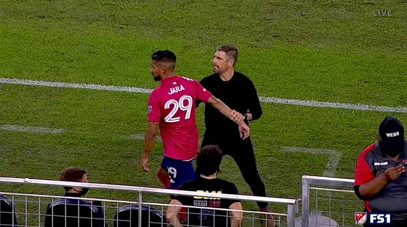 FOX SPORTS El argentino y su técnico se hicieron de palabras