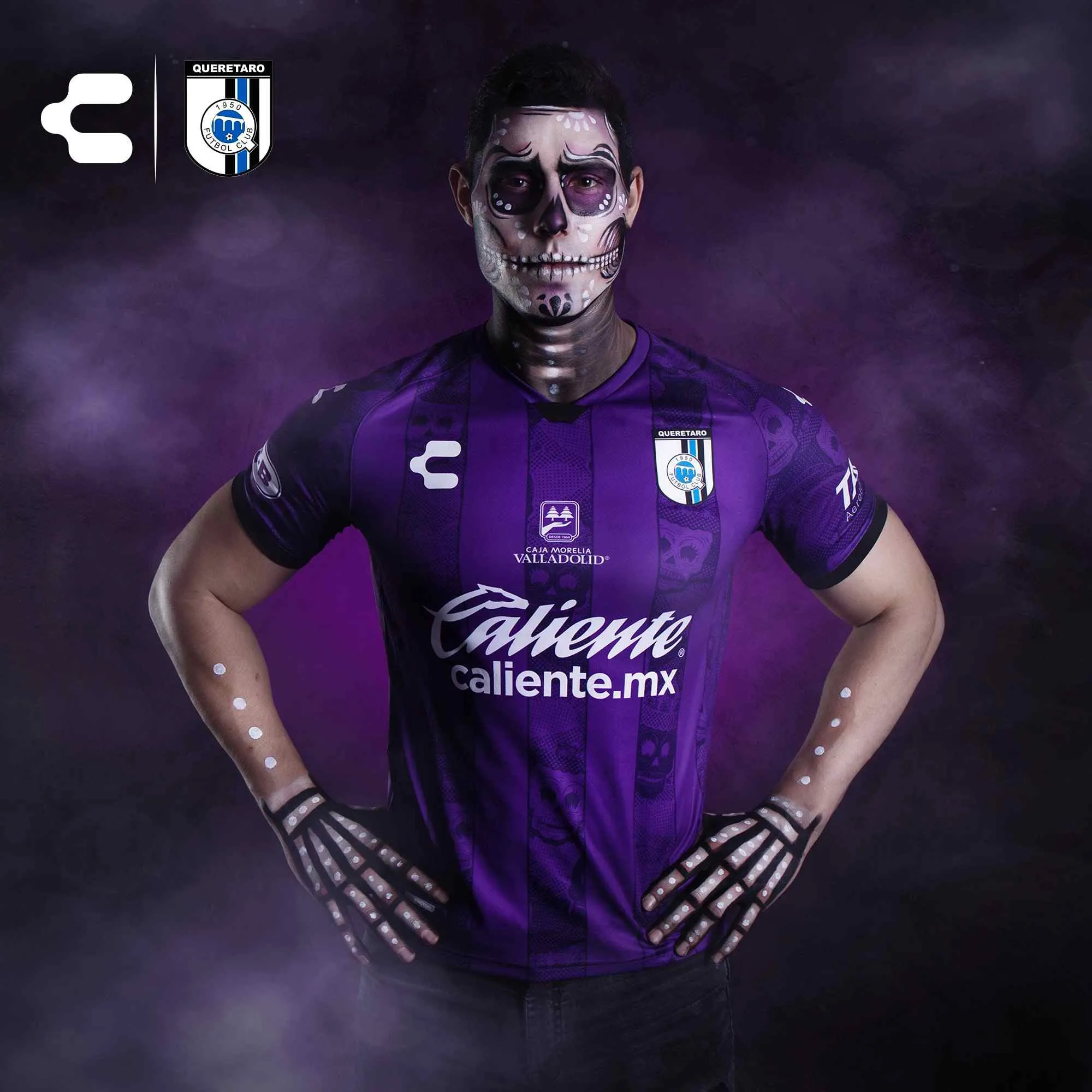 TWITTER @Club_Queretaro Imagen promocional del nuevo jersey de Querétaro
